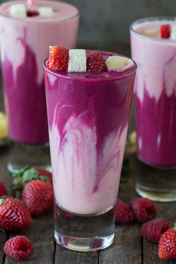 Quanta fruta deve haver no seu smoothie?  Descubra como e centenas de receitas como este smoothie de Berry Beet